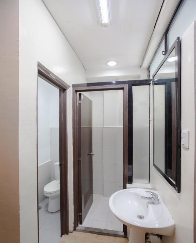 Monchere Dormitory Манила Екстериор снимка